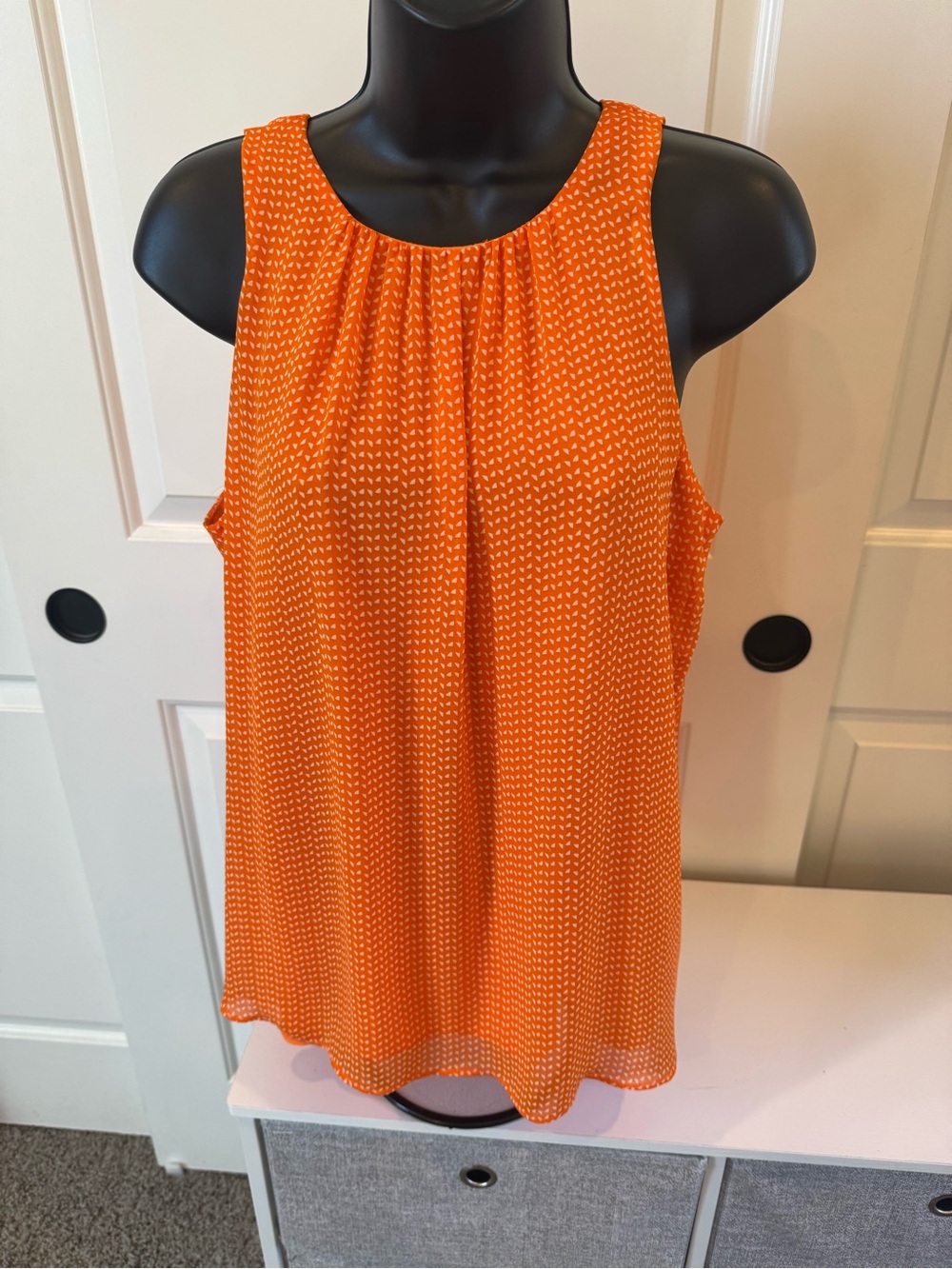 Vince Camuto Orange Sleeveless Printed Tank